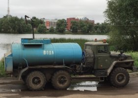 Доставка и перевозка воды цистерной водовозом 4,5-8-12 м3